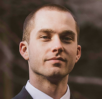 Thomas Whitfield, analista di trading e esperto di mercato crypto, ritratto